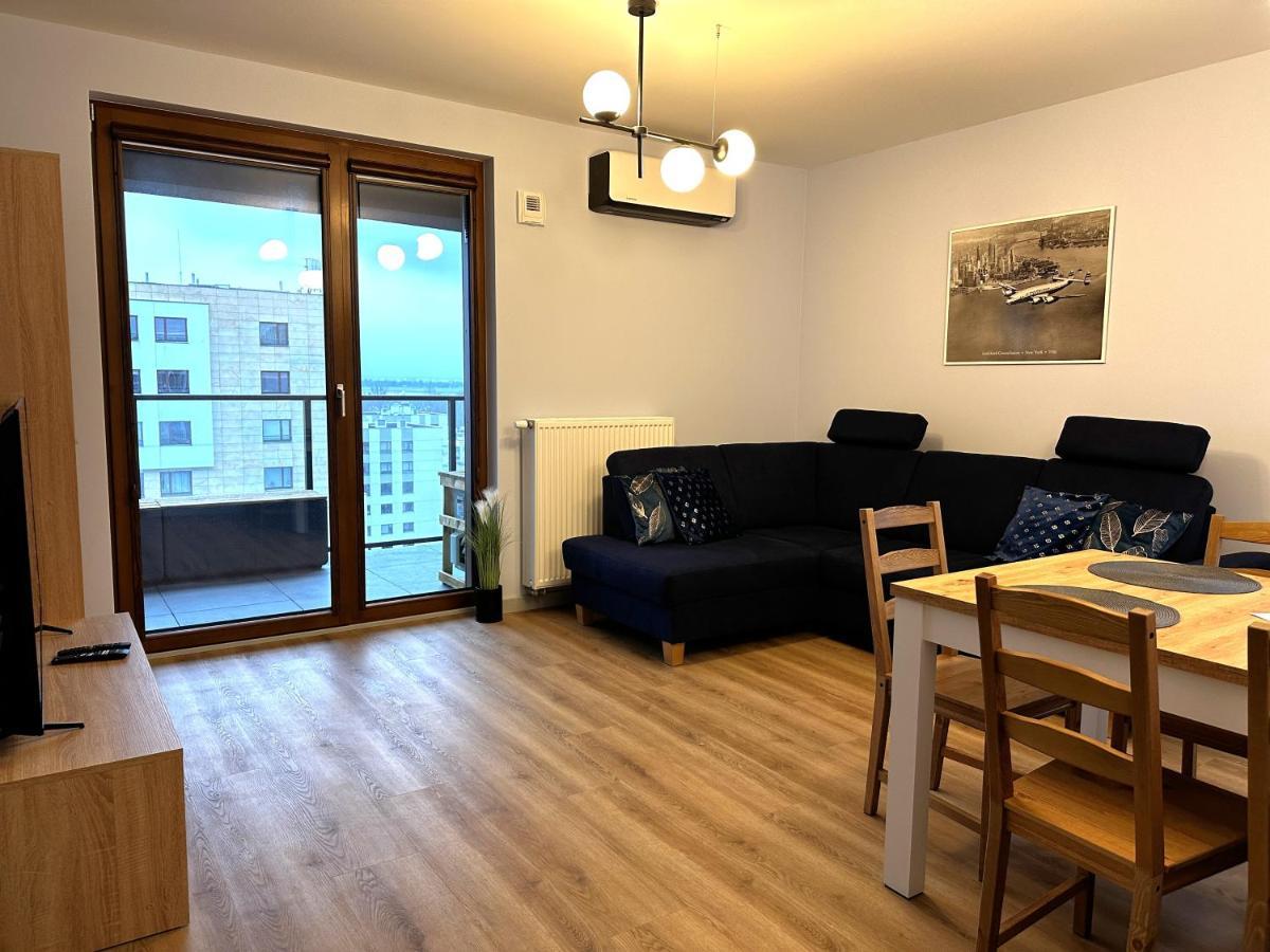 Apartment Lotnisko Chopina Airport