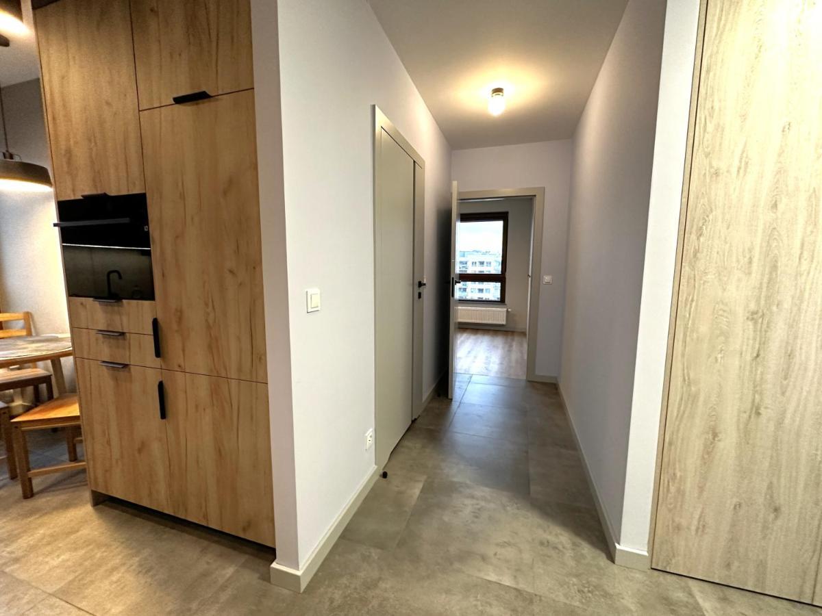 Apartment Lotnisko Chopina Airport *